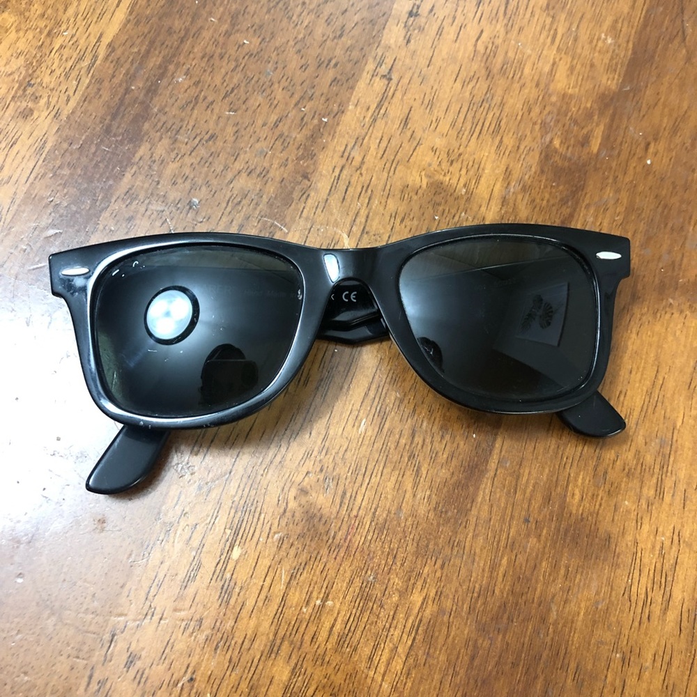 RayBan wayfarer